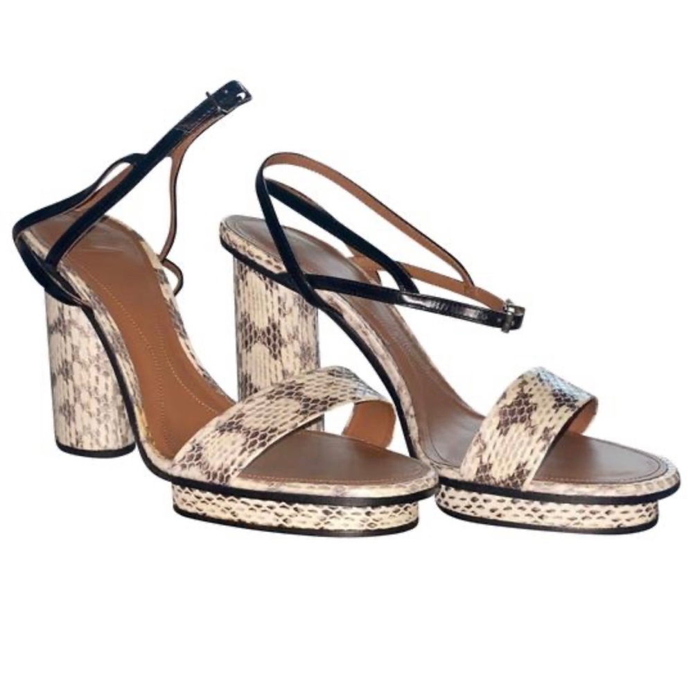 🐍Giorgio Armani Snakeskin Platform Sandal